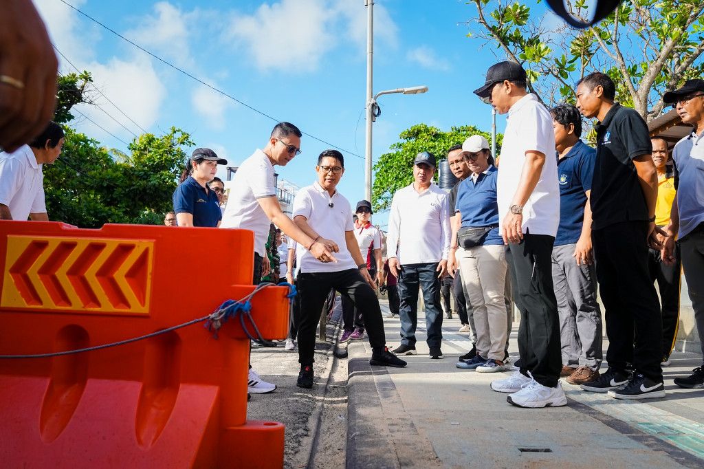 Bupati Adi Arnawa Siapkan Wajah Baru Kuta, dari Pantai hingga Transportasi Listrik