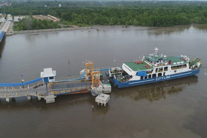 Mau Nyebrang Pulau? Kenali Daftar Dermaga dan Pelabuhan Penting di riau