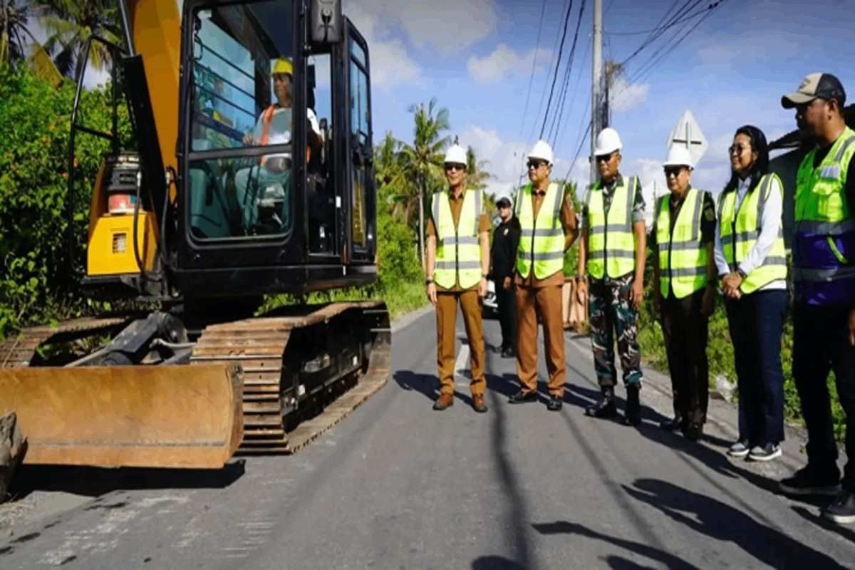 Jalan Utama Pariwisata Nusa Penida Diperbaiki, Pemkab Klungkung Gelontorkan Rp50 Miliar