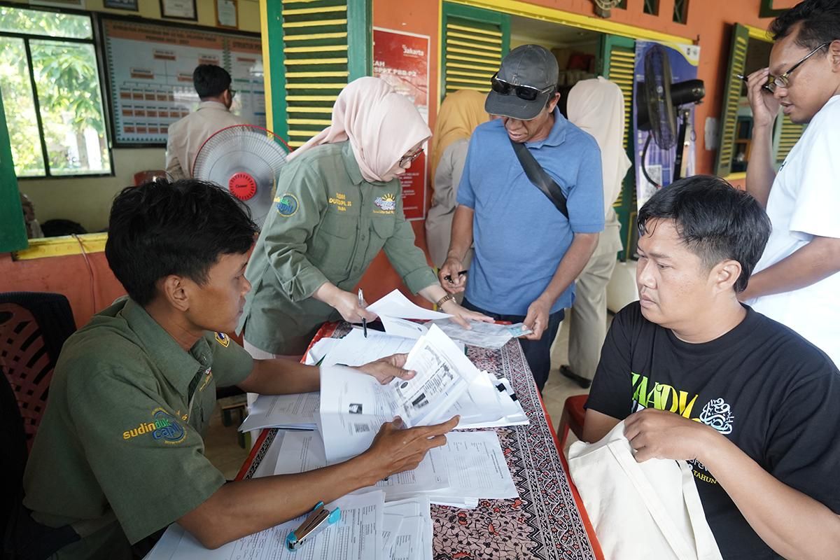 Dukcapil DKI Jakarta Tetap Buka 14-15 Mei, Kesempatan Emas Urus KTP dan IKD Buat Kamu yang Super Sibuk!