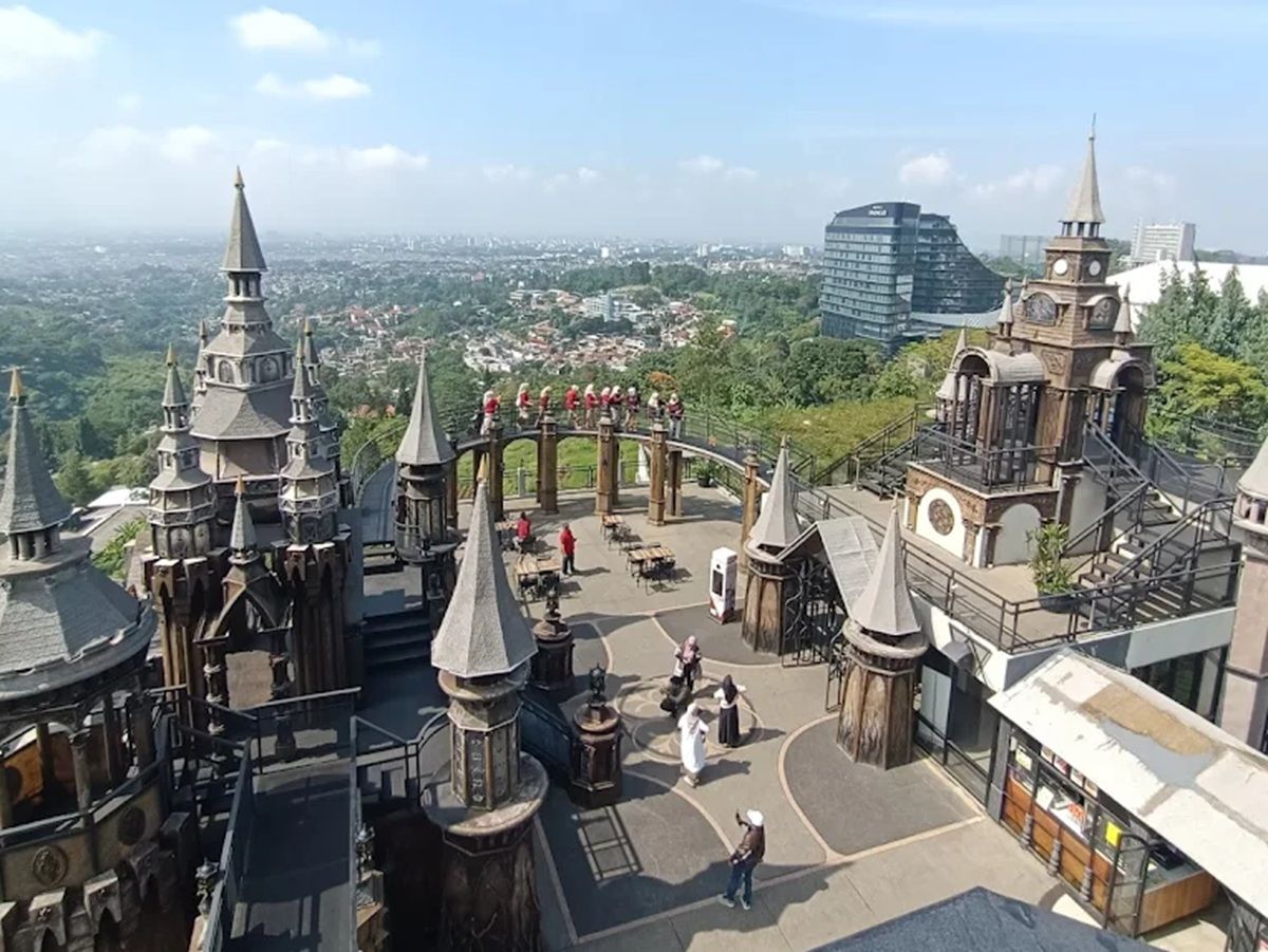 Wajib Mampir! 5 Tempat Makan Hits di Bandung 2026 yang Bikin Keluarga Betah