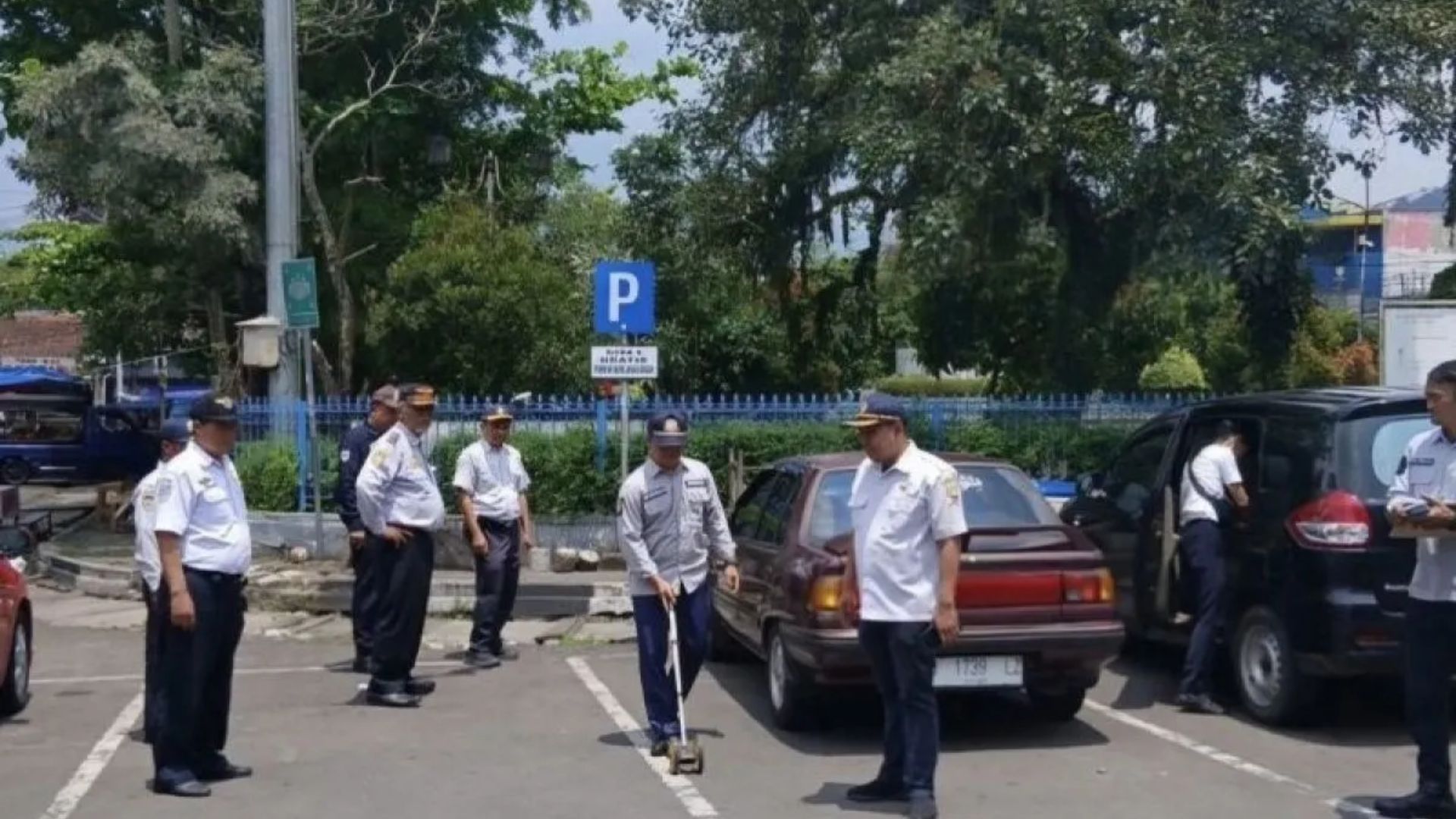 QRIS Jadi Metode Baru Pembayaran Parkir di Sumedang