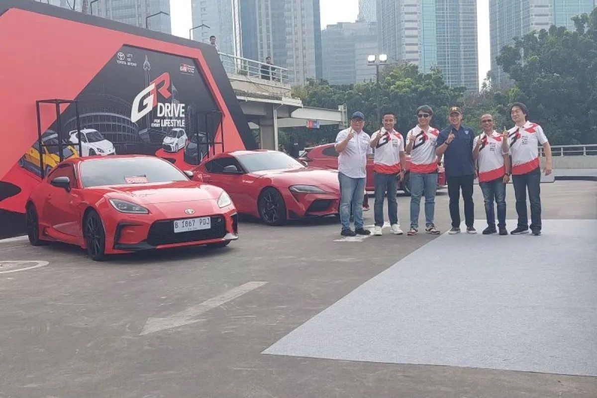 Toyota Satukan 21 Komunitas Otomotif di GBK, Dari Mobil Balap hingga Campervan Ramaikan GR Car Meet 2026