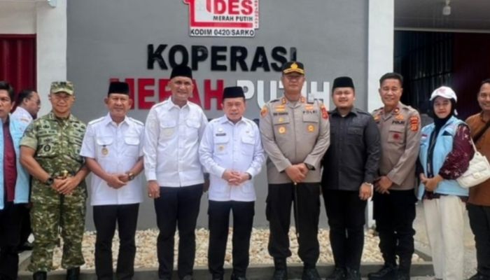 Dampingi Gubernur via Zoom, Wabup A. Khafidh Hadiri Peresmian 1.061 KDKMP