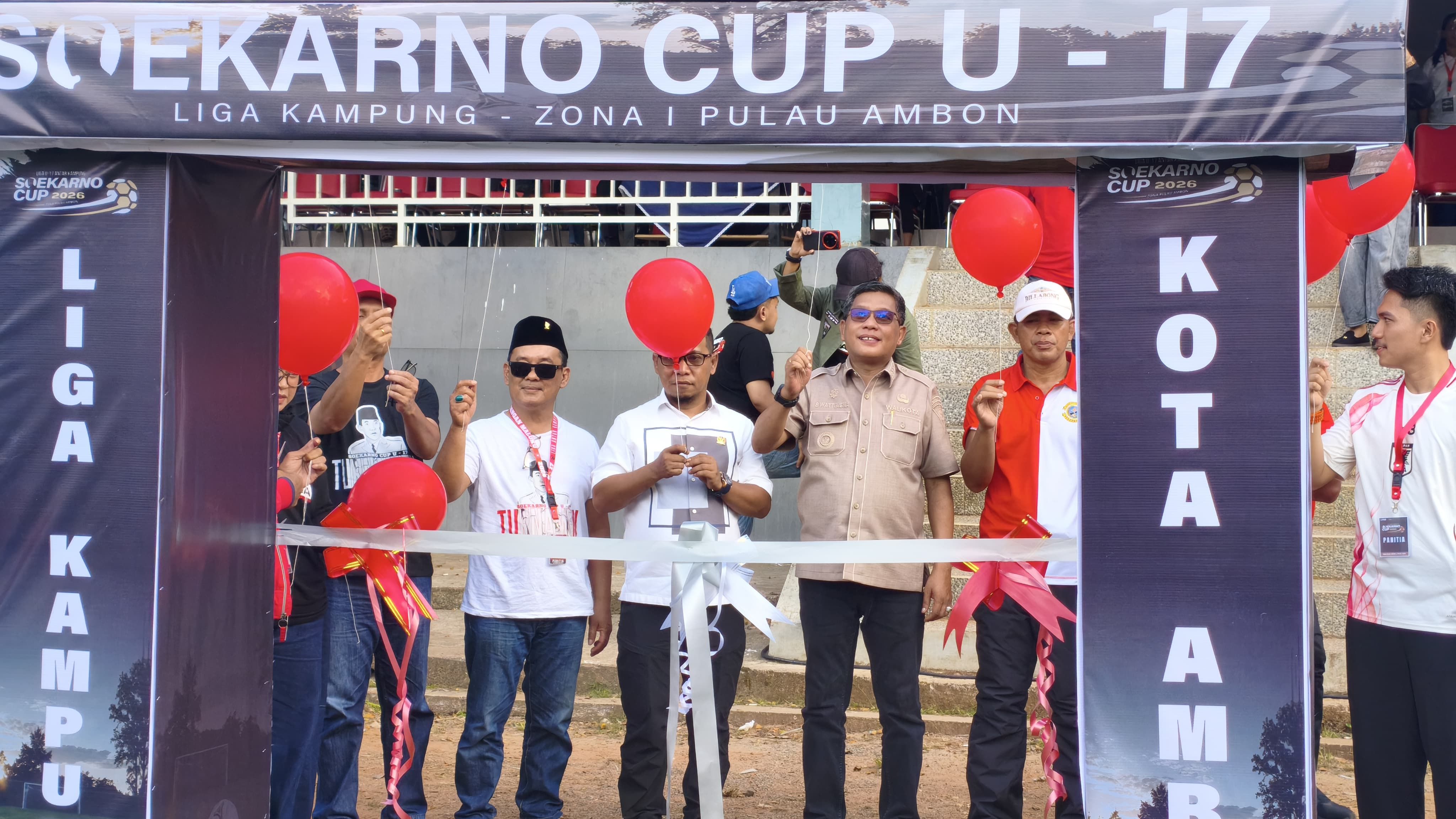 Wali Kota Ambon Buka Soekarno Cup Liga Kampung U-17 Zona I Pulau Ambon