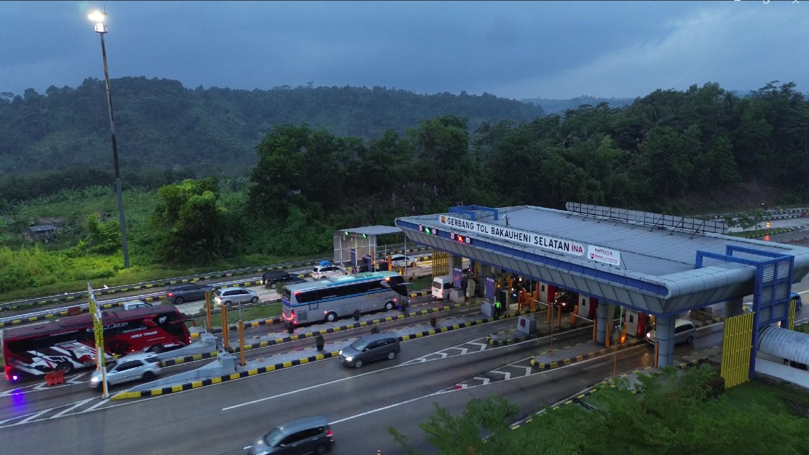 Libur Kenaikan Isa Almasih, 132.784 Kendaraan Melintas di Tol Bakauheni–Terbanggi Besar, Naik 17,4%