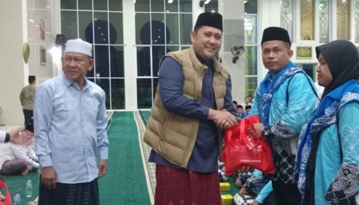 Bupati Merangin H. M. Syukur Resmi Lepas Keberangkatan 101 Jemaah Calon Haji Kloter 23