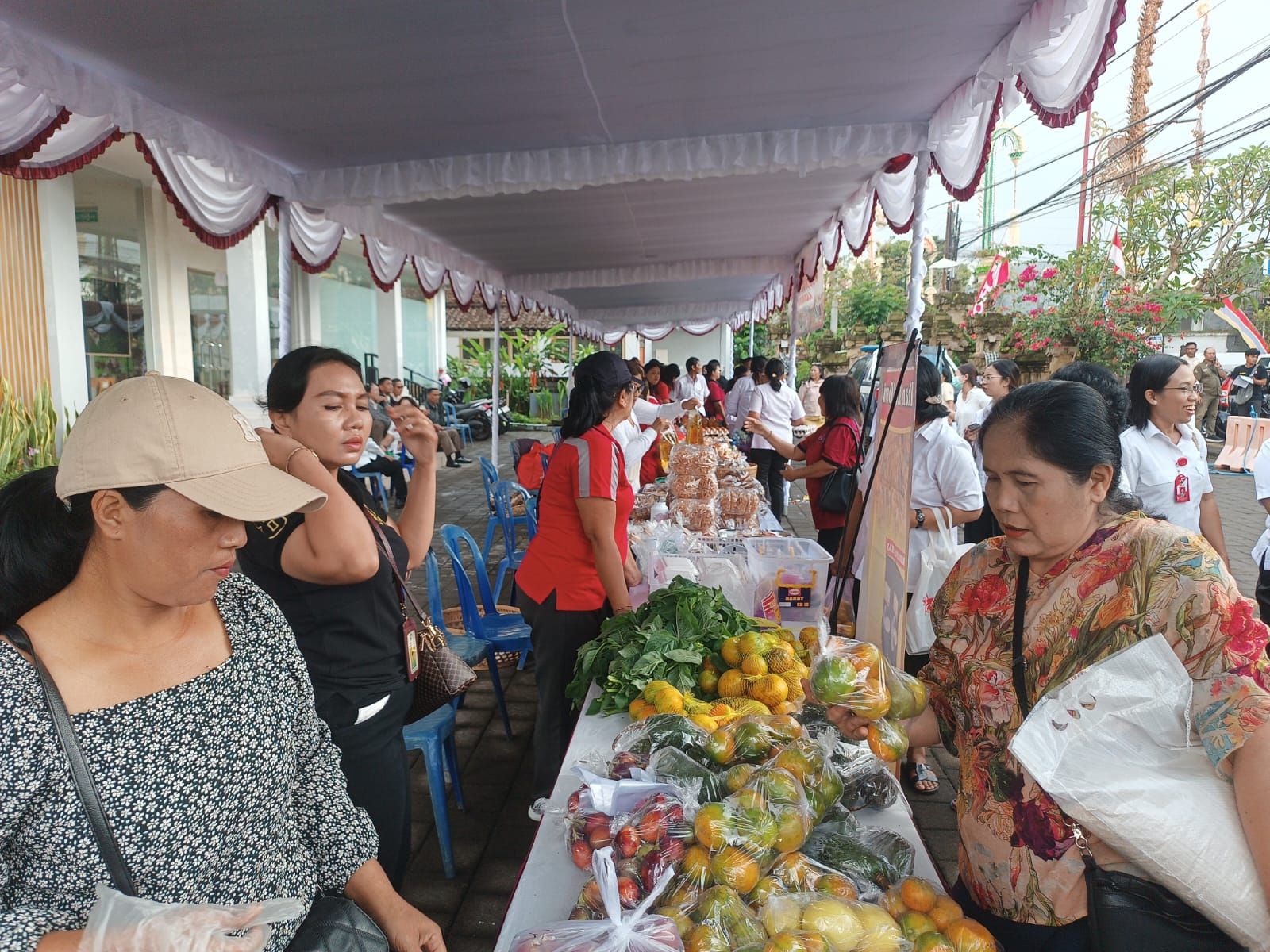 Sambut HUT Bangli, Pasar Tani Hadirkan Sembako dan Produk Lokal Harga Terjangkau