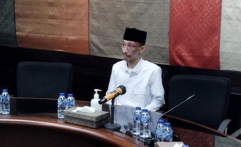 Alasan Anggota DPRD Jember Main Game dan Merokok saat Rapat: Lupa Kasih Makan Sapi Online