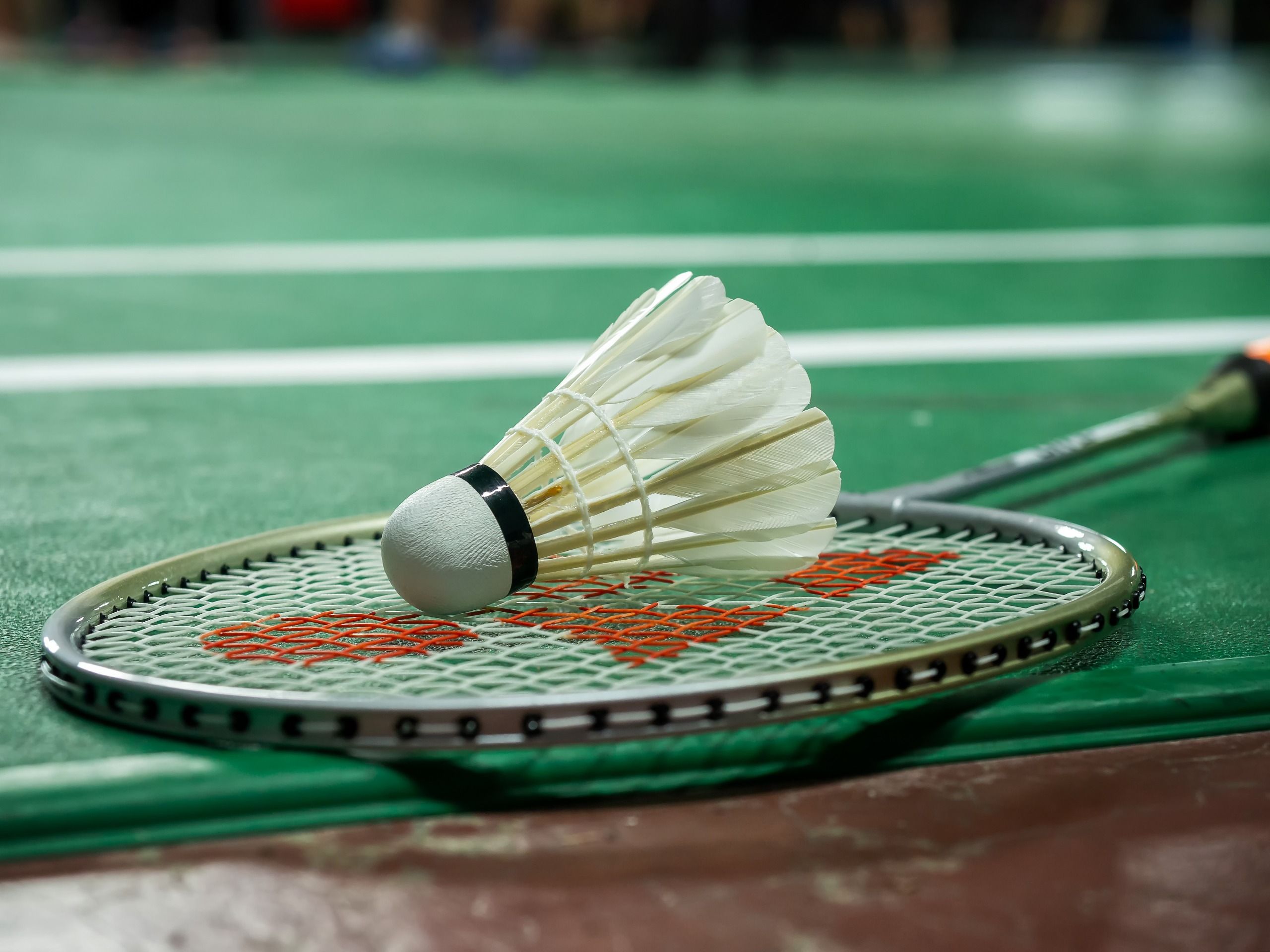 Cara Memilih Tarikan Senar Raket Badminton yang Tepat untuk Pemain Harian