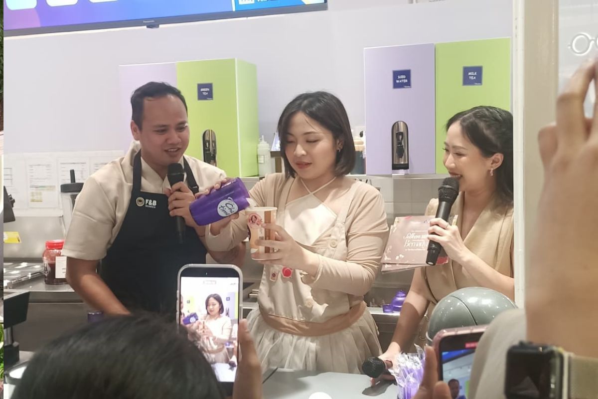 Chatime Resmi Rilis Silken Series, Varian Milk Tea yang Light dan Tunjuk Bernadya sebagai The Face of Silken Era