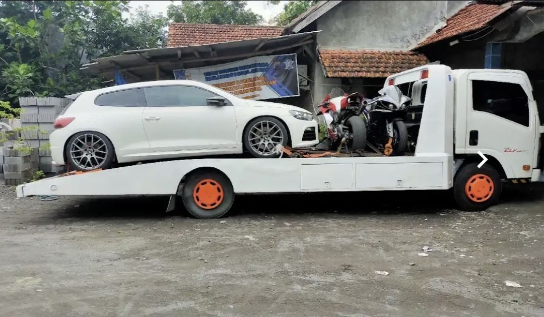 Jasa Towing Mobil dan Moge Area Semarang