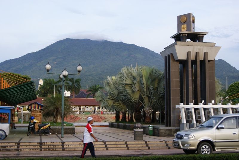 Tugu Badak Pandeglang Simbol Kebanggaan Kota Badak di Ujung Barat Pulau Jawa