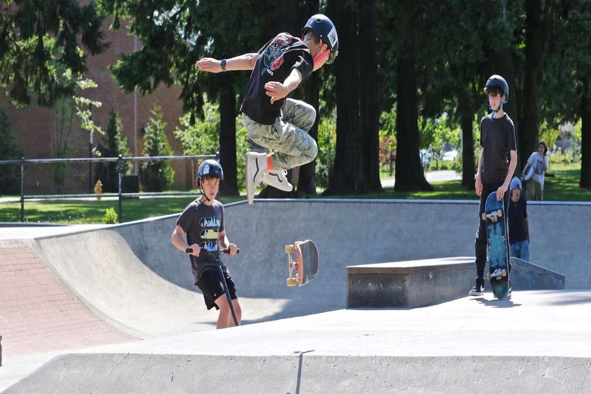 6 Tempat Main Skateboard dan Skatepark yang Ramai Anak Muda di Bali, Lengkap Alamat dan Tips Pemula