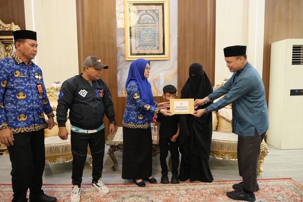Gubernur Sulsel Beri Beasiswa untuk Anak Korban Kapal Tenggelam di Pangkep, Pendidikan Dijamin hingga Lulus SMA