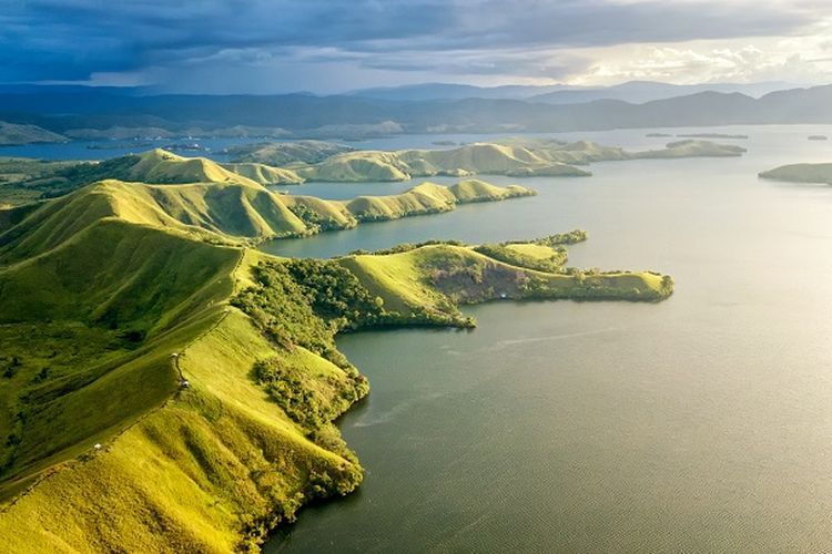 Danau Sentani Jadi Ikon Wisata Jayapura