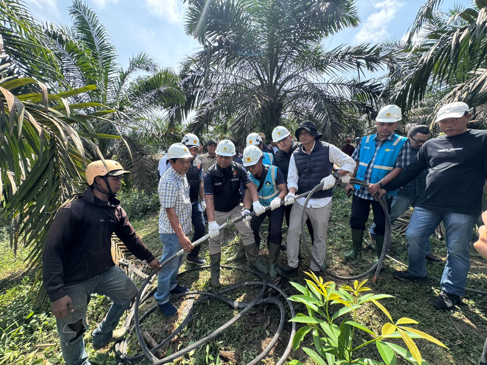 Usut Penyebab Listrik Mati Sumatera, Bareskrim Bawa Konduktor untuk Diperiksa