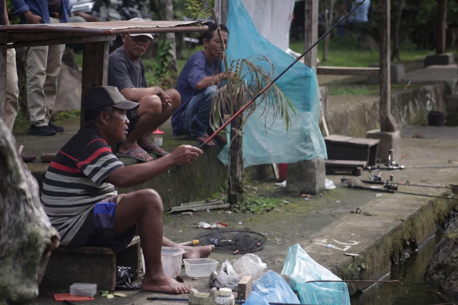 Menikmati Tenangnya Situ Pajaten, Wisata Mancing yang Kian Diminati di Cirebon
