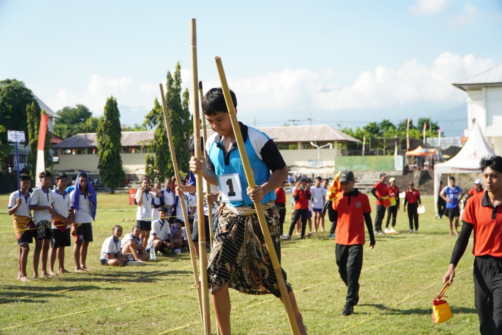 Semangat Lestarikan Budaya, Ratusan Pelajar Ramaikan Jantra Olahraga Tradisional Buleleng 2026
