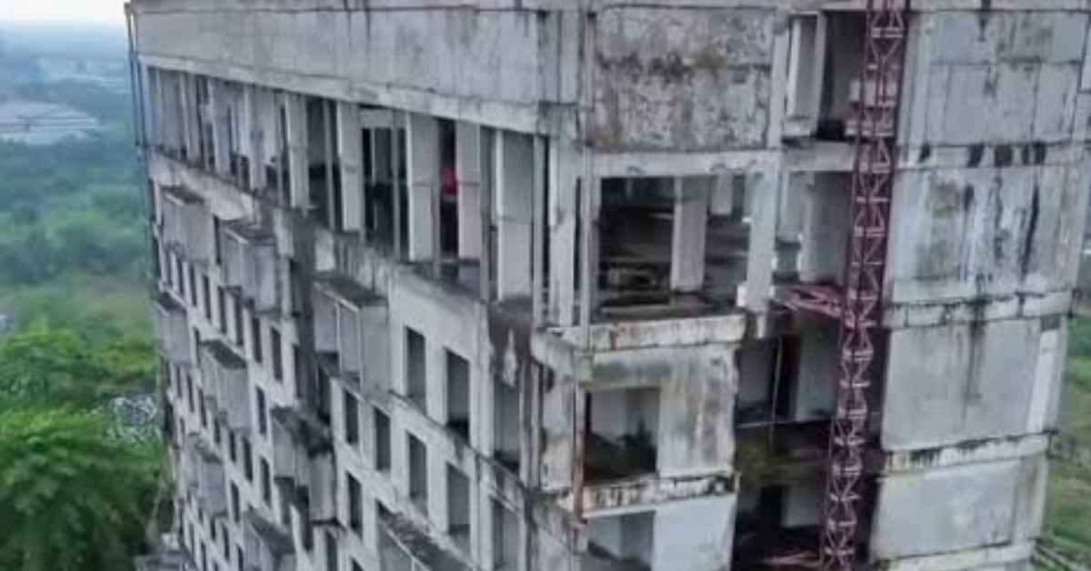Mengungkap Misteri Gedung Terbengkalai di Pekanbaru: Berani Uji Nyali?
