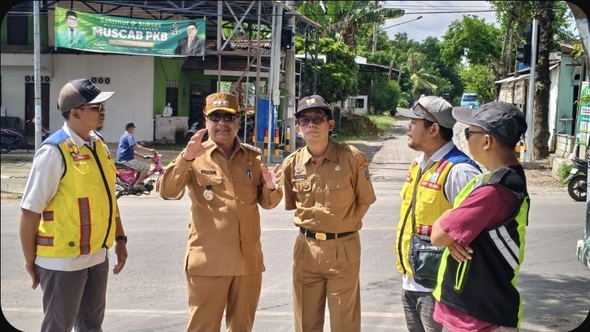Dua Ruas Jalan di Rembang Diperbaiki Masyarajat Lebih Aman dan Nyaman Saat Berkendara