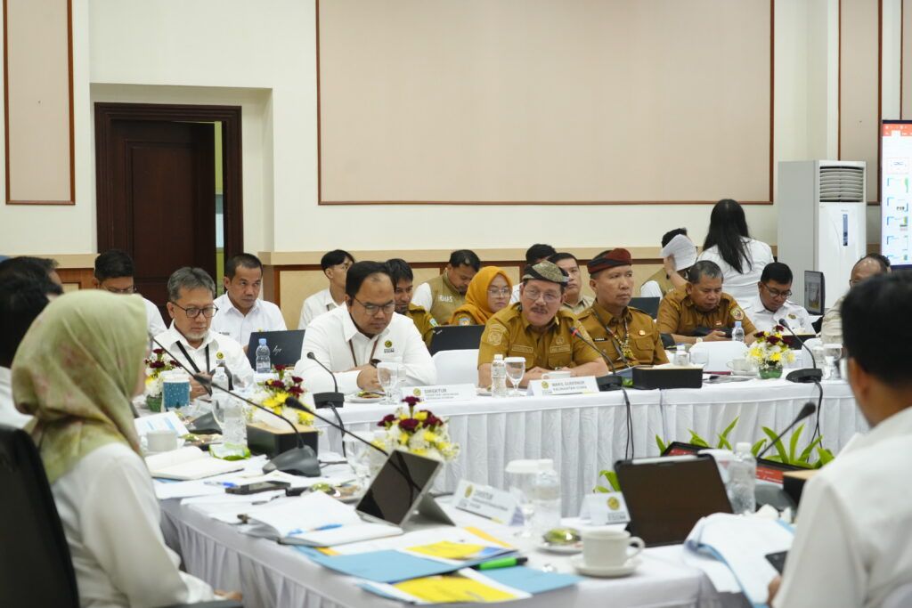 Wagub Ingkong: Listrik untuk Desa Perbatasan adalah Kunci Pemerataan Pembangunan Kaltara