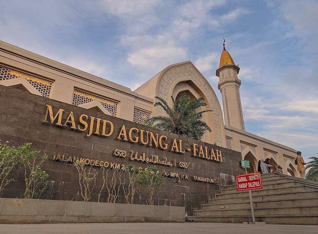 5 Landmark Wisata Ikonik di Tanah Bumbu yang Wajib Masuk Bucket List Anda