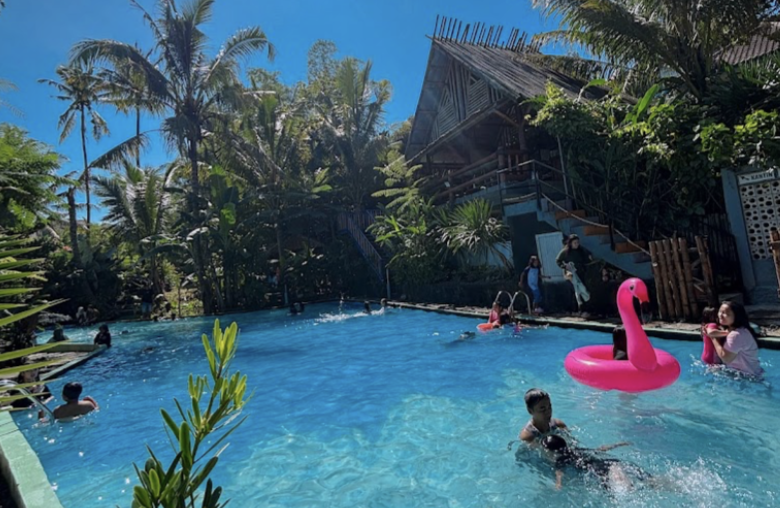 Lang Lang Waterplay, Destinasi Wisata Air di Kawasan Singosari