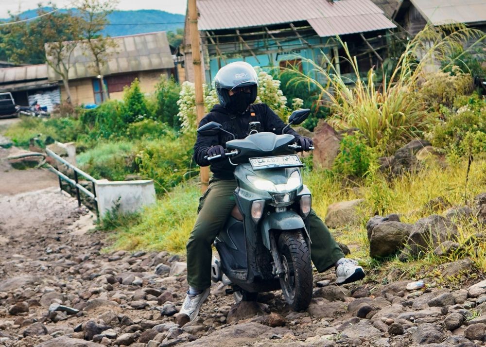 Gear Ultima Diuji di Jalur Ekstrem Gunung Sinabung, Hasilnya?
