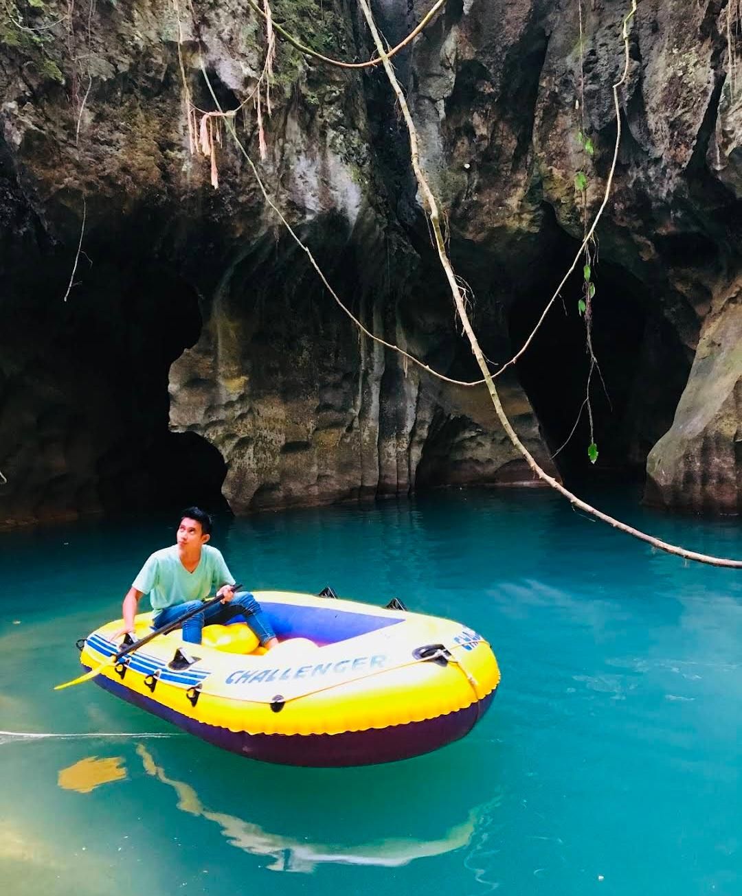 Pesona Gua Limbuhang Haliau: Surga Tersembunyi Berair Biru di Hulu Sungai Tengah