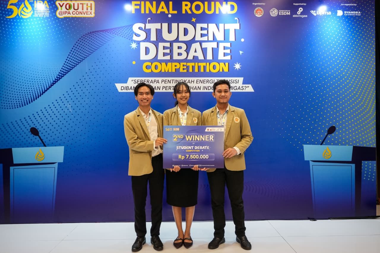 Bawa Isu Transisi Migas, Tiga Mahasiswa Teknik UGM Malah Juara Debat Energi Nasional