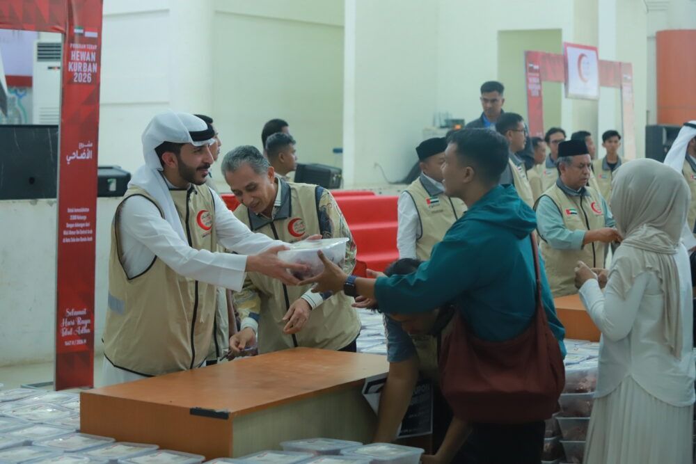 UIN Ar-Raniry Tebar 4.000 Paket Daging Kurban, Ribuan Warga Kebagian Rezeki