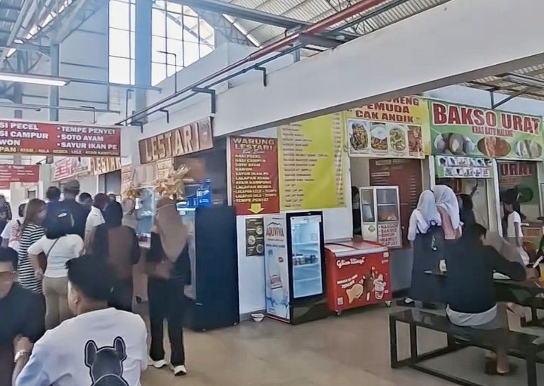 Libur Panjang, Pasar Induk Among Tani Batu Dipadati Wisatawan, Tenan Kuliner Kebanjiran Pembeli