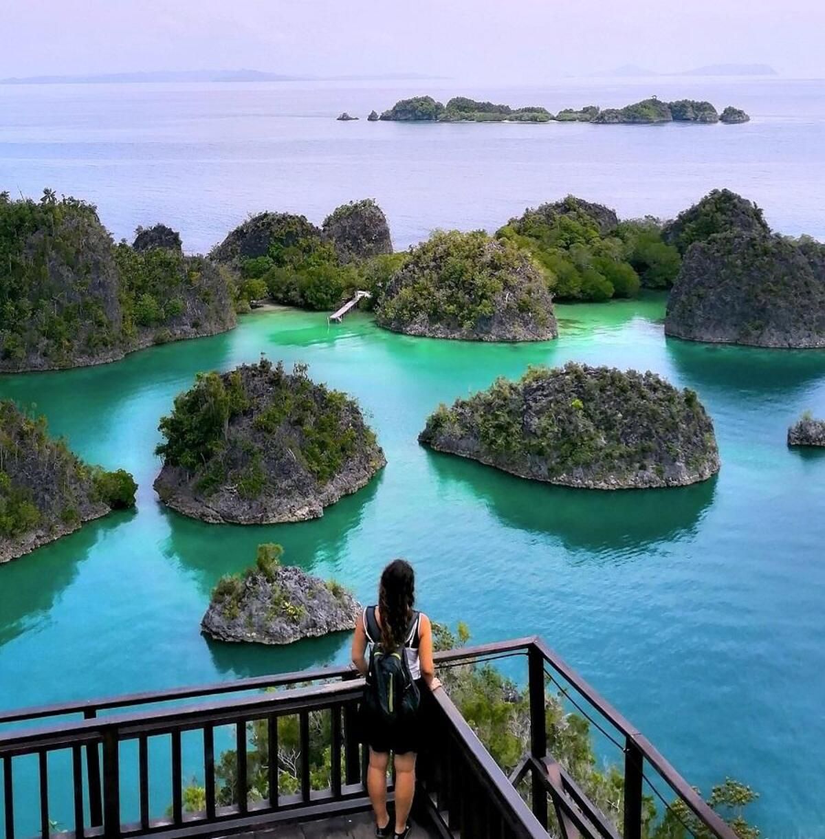 Huk Bay, Destinasi Wisata Kekinian di Ambon yang Sajikan Panorama Teluk Memukau dari Ketinggian