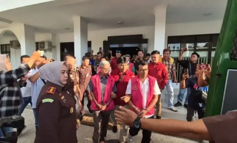 Dua Mantan Kadis DLH Lombok Tengah Jadi Tersangka Dugaan Korupsi Pengadaan Dump Truck