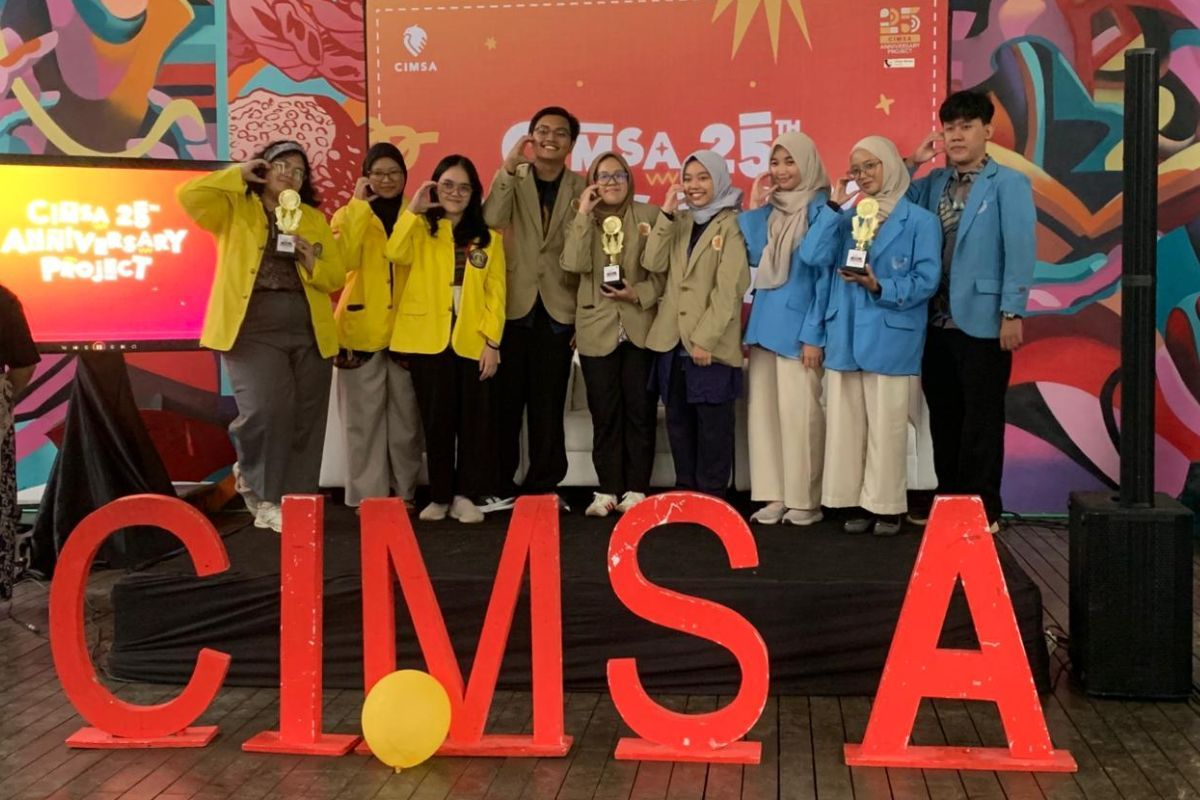 Bantu Pasien Lupus, Tim Kesehatan Masyarakat UI Bawa Pulang Juara di CIMSAThon 2026