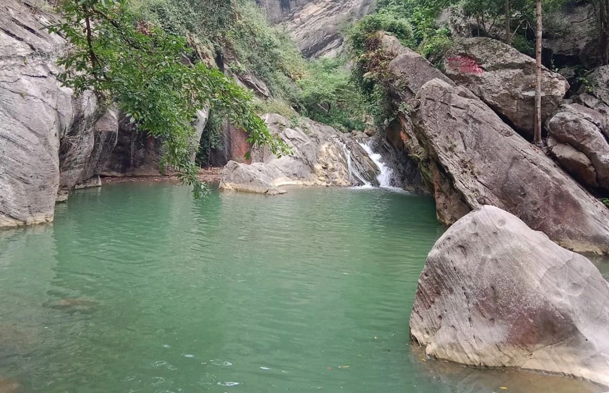 Rute Menuju Sanghyang Heuleut: Destinasi Wisata Alam Hidden Gem di Bandung Barat