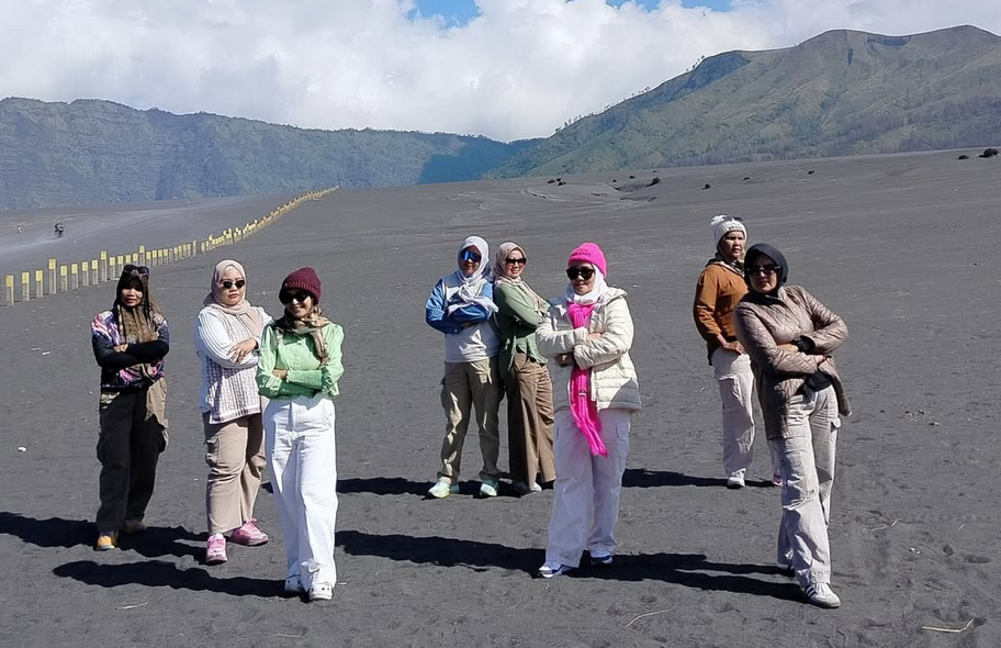 Pasir Berbisik Bromo, Benarkah Pasirnya Saling Berbisik?