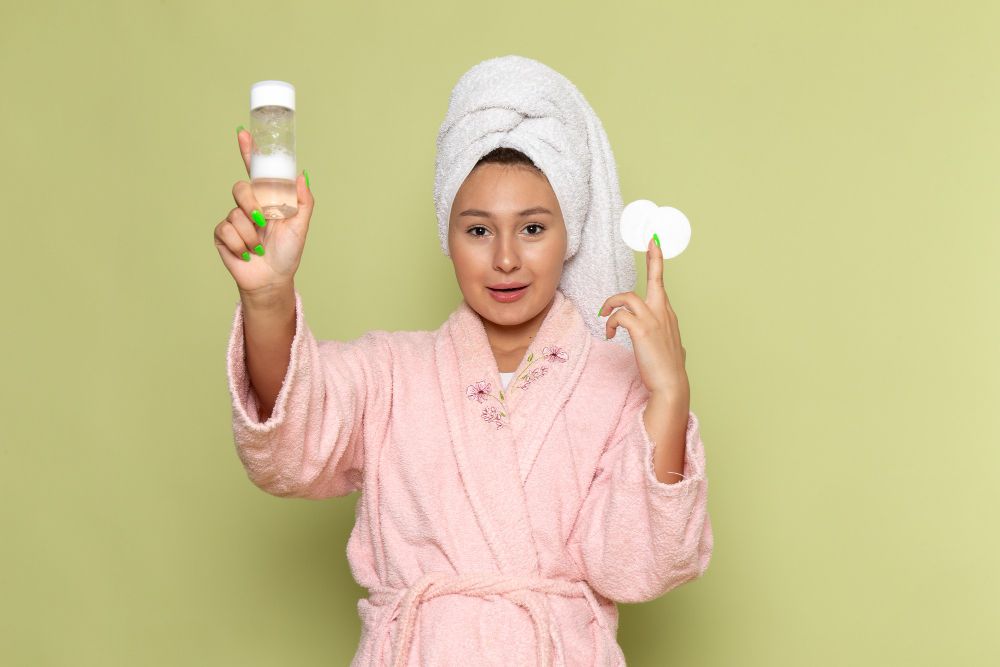 Perbedaan Micellar Water dan Milk Cleanser, Mana yang Lebih Cocok untuk Kulitmu?