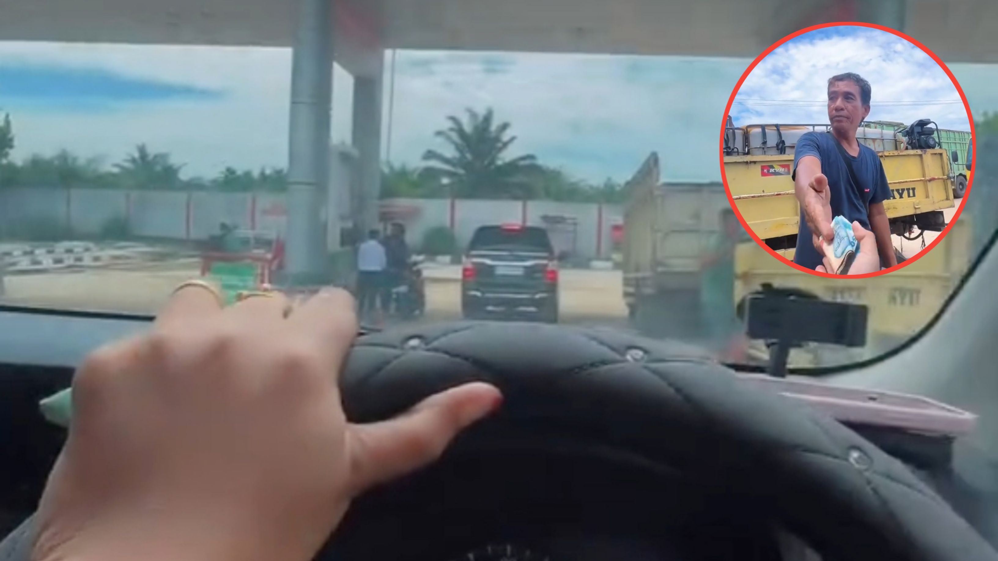 Perempuan Ini Kaget Bertemu Ayahnya di SPBU, Pulang-Pulang Dibayari Bensin