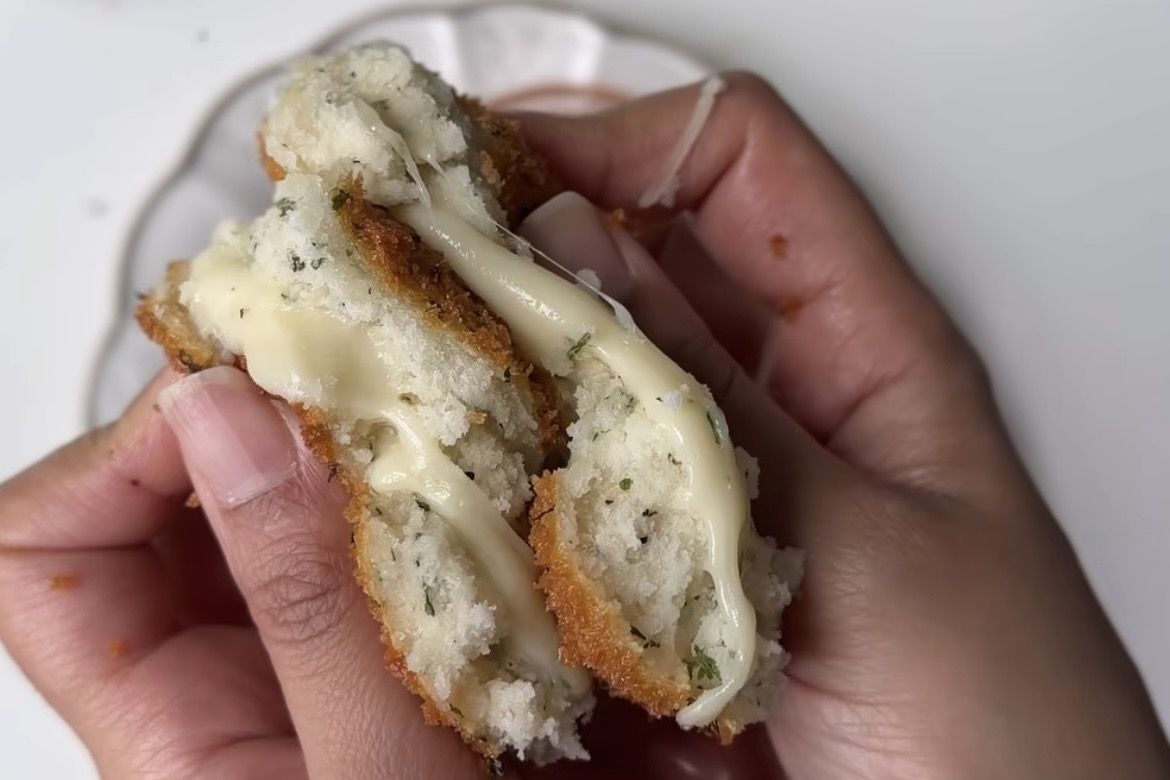 Satu Gigitan Langsung Suka, Resep Garlic Parmesan Cheese Balls Ini Wajib Dicoba