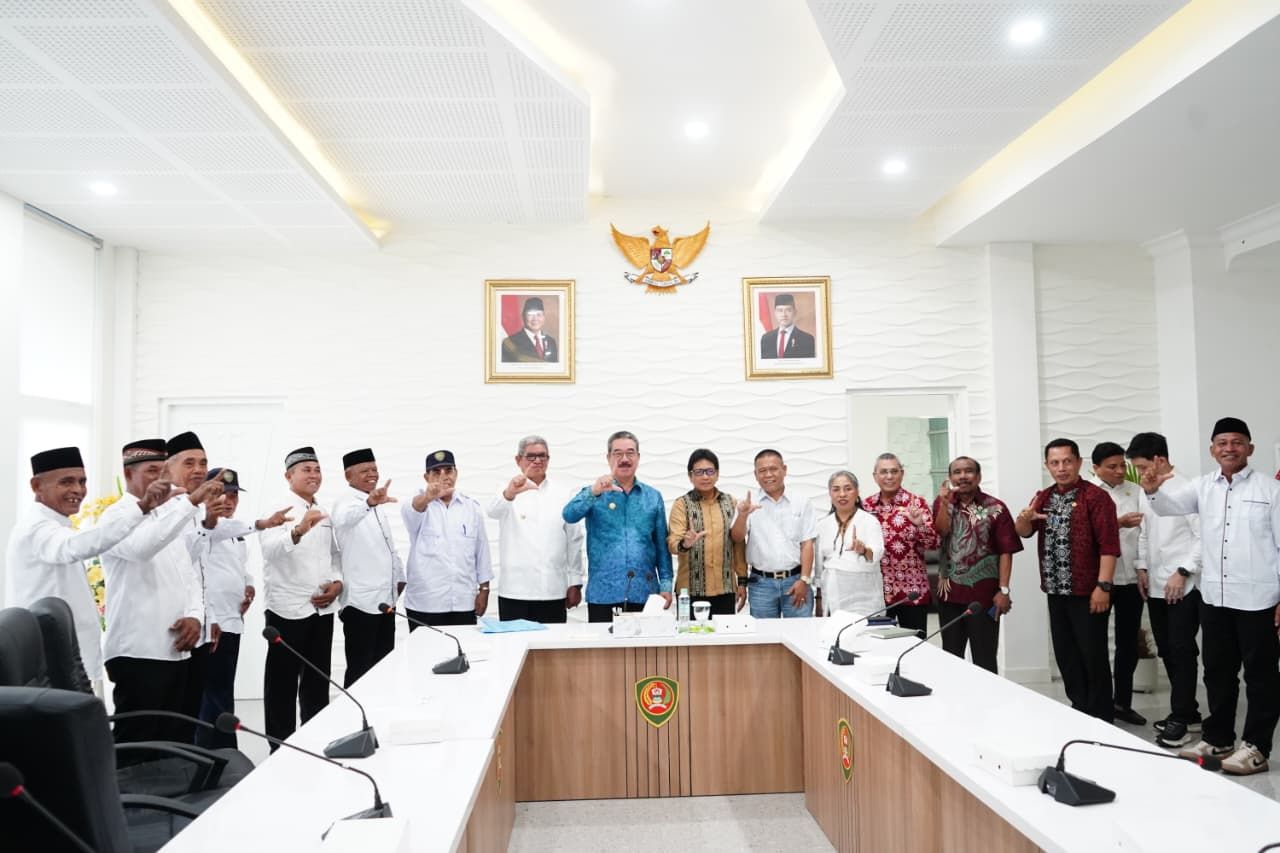 Gubernur Maluku Tegaskan Perizinan Tambang Harus Sesuai Aturan dan Prosedur