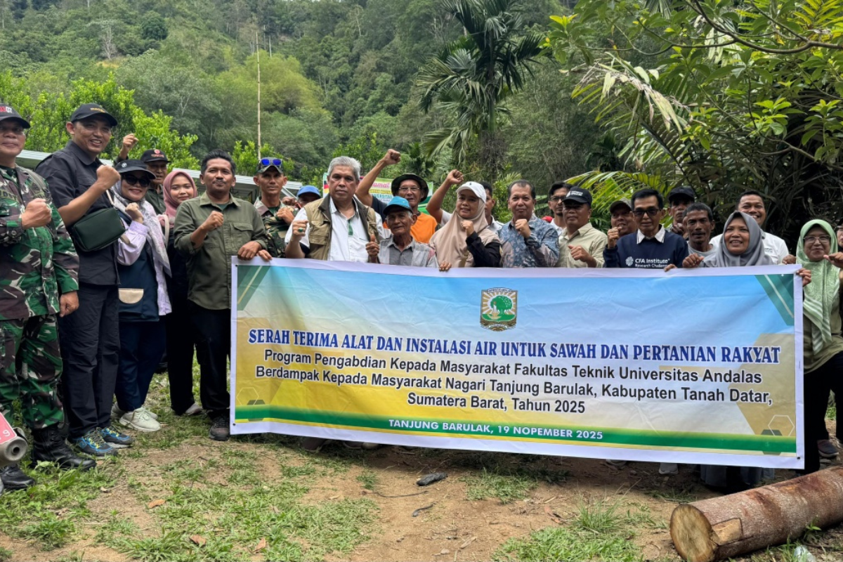 UNAND Ciptakan Pompa Irigasi Tenaga Surya Tanpa Baterai, Solusi Hemat untuk Petani Nagari Tanjung Barulak