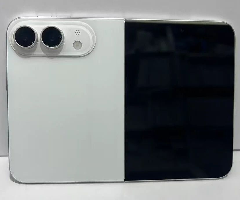 Rumor iPhone Ultra Bocor! Intip Desain Ponsel Lipat Apple yang Mirip iPad