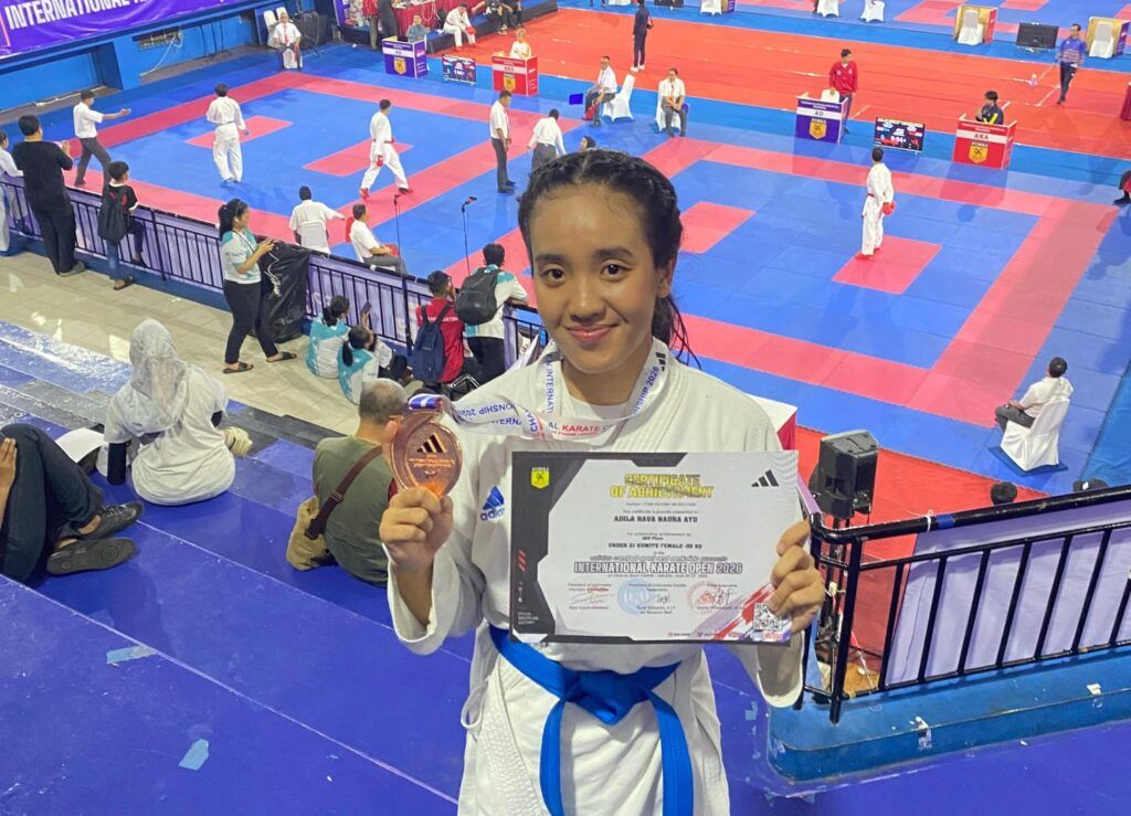 Mahasiswi Unila Adila Rava Ayu Raih Juara 3 International Karate Championship 2026