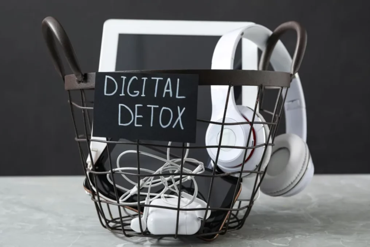 Scroll HP Bikin Stres? Coba Lakukan Digital Detox sebelum Kesehatan Mental Ambruk