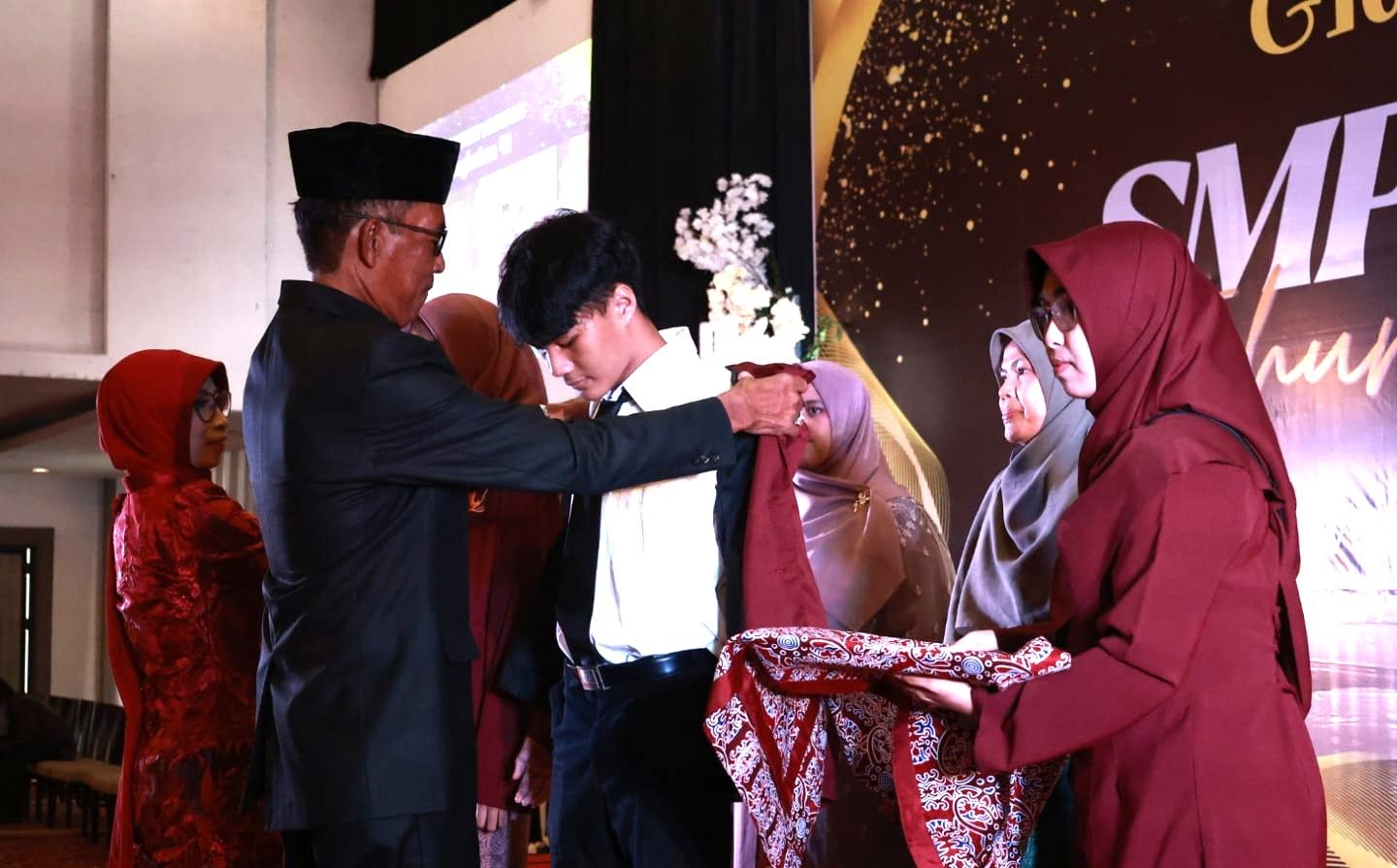 Luluskan 310 Siswa, SMPN 1 Bontang Terima Apresiasi Khusus dari Wali Kota