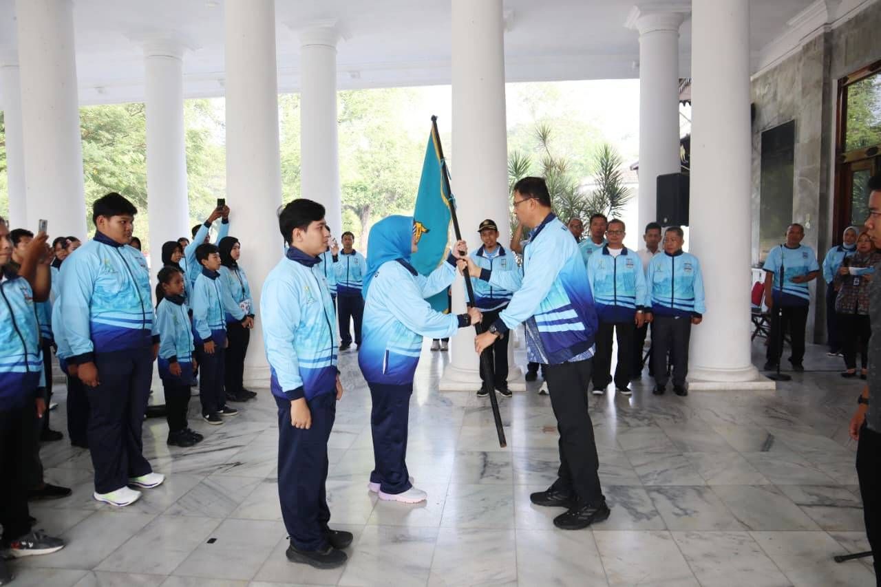Atlet Kabupaten Serang Dilepas Sekda Zaldi Target Raih Juara POPDA dan PEPARPEDA 2026