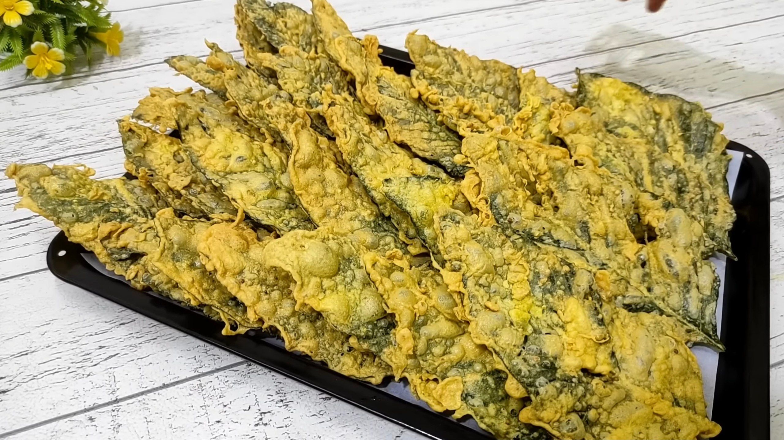 Resep Keripik Bayam yang Gurih dan Garing, Dijamin Anti Gagal