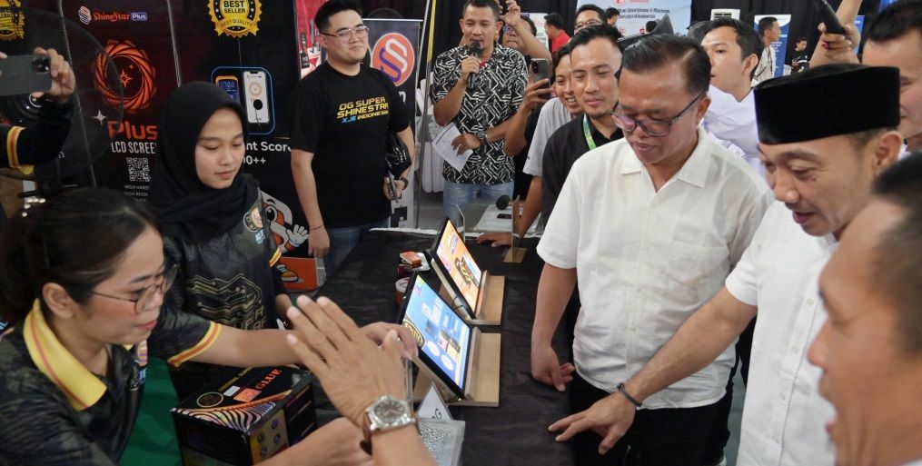 500 Teknisi Ponsel Se-Lampung & Luar Daerah Hadiri Borneo Flasher Tour 2026 di GOR Way Handak